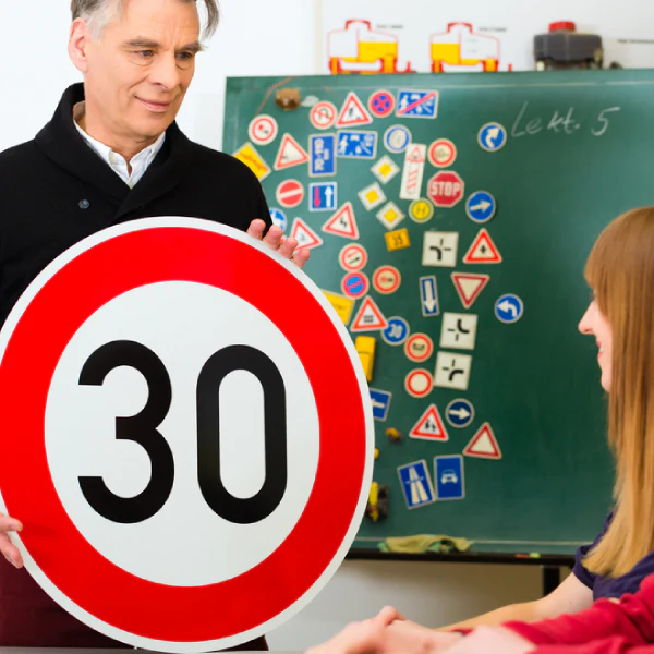 Driving Theory Preparation: Intermediate